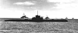 O 15 as training boat for the RCN. Lead corvette is HMCS Weyburn. (Photo: © Collection D.Perkins)