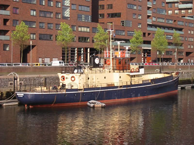 Mercuur (2) in Rotterdam for renovation, 23 Apr 2005. (Photo: © rep-air.nl) 